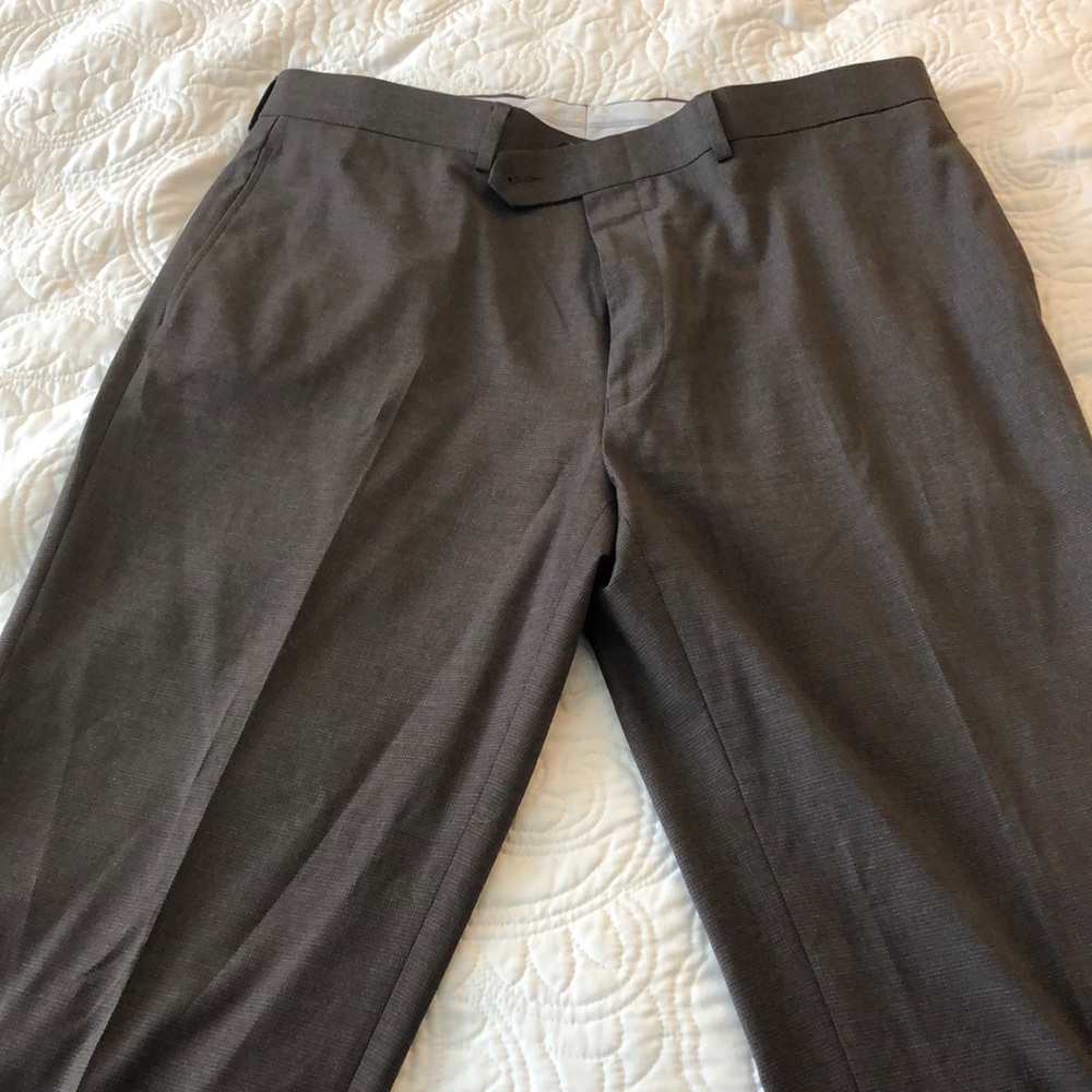 Ralph Lauren dress pants 34x32 worn once!